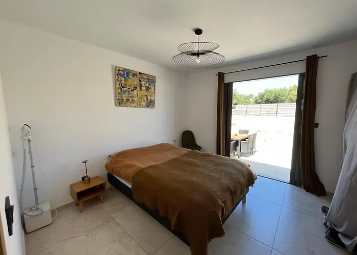 Casa *